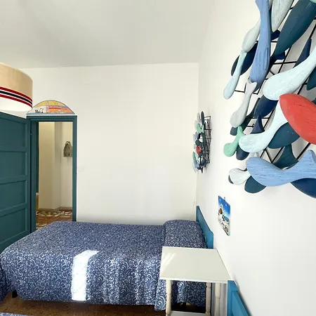Domus Mari A Due Passi Dal Mare Cincinnato Apartmán *
