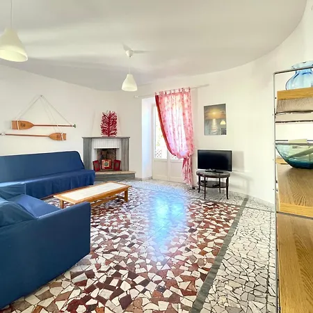 Apartmán Domus Mari A Due Passi Dal Mare Cincinnato *